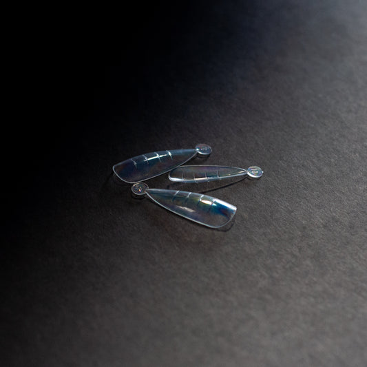 Upper dual forms almond